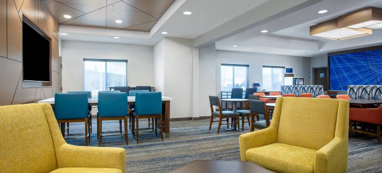 智选假日套房酒店克林顿(Holiday Inn Express & Suites Clinton)图片