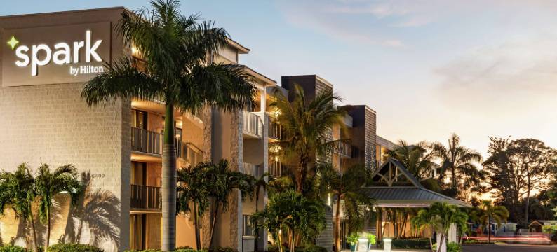 萨拉索塔西埃斯特基盖特威希尔顿斯巴克酒店(Spark by Hilton Sarasota Siesta Key Gateway)图片