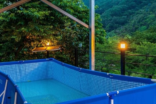 Gurye Papas Villa Pension Hotel Overview