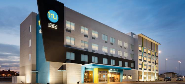 密尔沃基布鲁克菲尔德希尔顿Tru酒店(Tru by Hilton Milwaukee Brookfield)图片