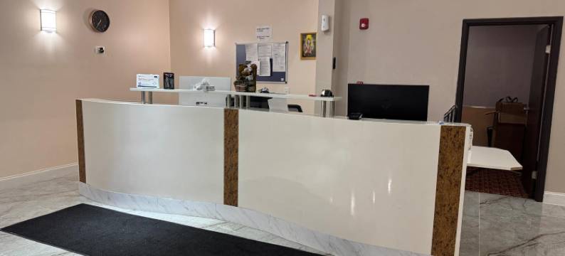 皇家旅馆及套房(Royal Inn & Suites)图片