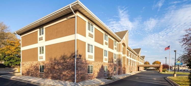 格林贝戴斯套房酒店(Days Inn & Suites by Wyndham Green Bay WI.)图片