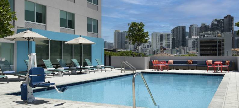 迈阿密西布瑞克尔希尔顿Tru酒店(Tru by Hilton Miami West Brickell)图片