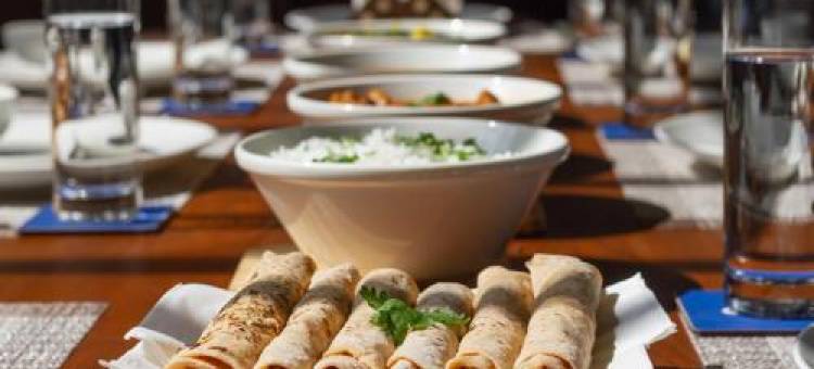 SaffronStays Ashfield - 5BHK Eco-Farmhouse with Pools, Jacuzzi, Lawn & Games Room图片