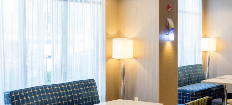 牛津会议中心欢朋酒店(Hampton Inn Oxford/Conference Center)图片