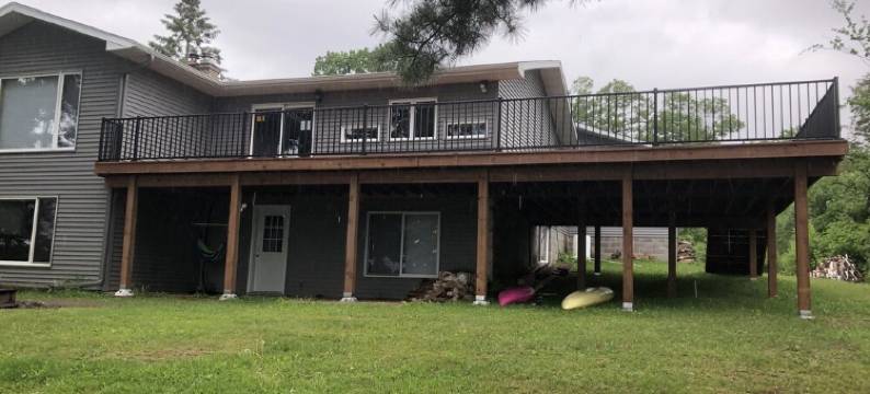 A chain of lakes cabin for amazing views, remodeled basement, pontoon to rent图片