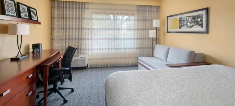 芒特劳雷尔万怡酒店(Courtyard Mt. Laurel Cherry Hill)图片