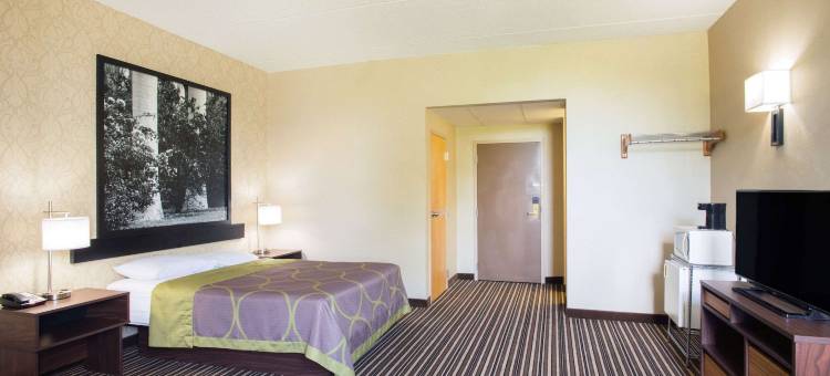 普拉茨堡速8酒店(Super 8 by Wyndham Plattsburgh)图片