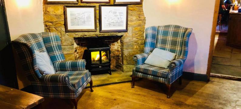 霍利布什旅馆(The Hollybush Inn and B&B)图片