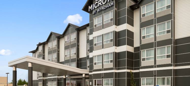 怀特考特麦客达温德姆酒店(Microtel Inn & Suites by Wyndham Whitecourt)图片