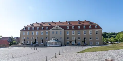 巴倫斯特伯恩斯坦城堡酒店