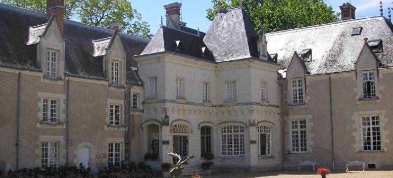 瑞泽城堡酒店(Château de Razay)图片