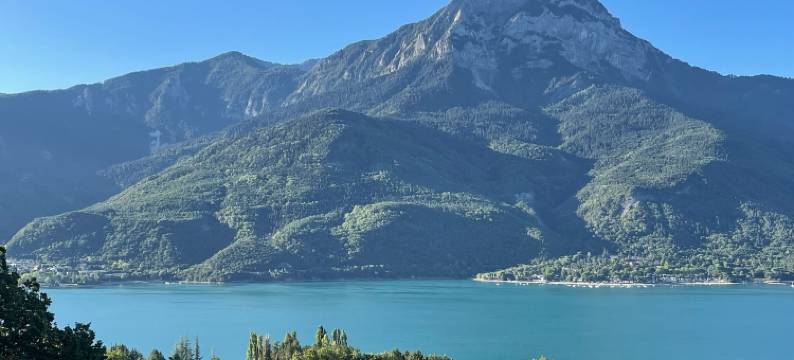 湖畔雷斯坦克酒店(Les Restanques du Lac)图片