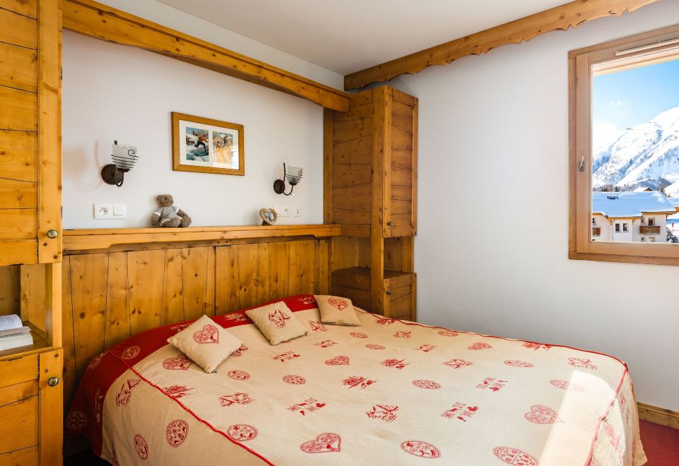 Lagrange Vacances l'Ecrin des Sybelles Hotel Overview