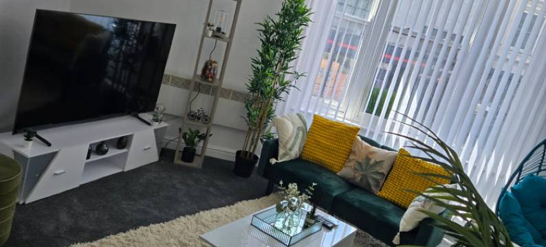 Luxury stylish Charming City Apartment with Private Entrance in Wolverhampton图片
