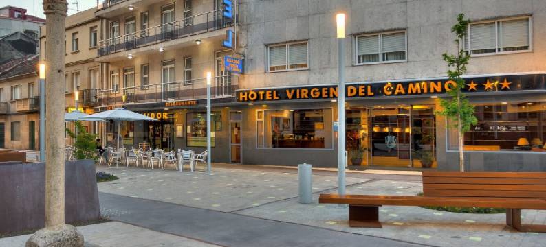 卡米诺旁特维得拉酒店(Hotel Virgen del Camino Pontevedra)图片