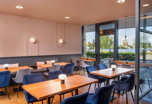 Waveboard Hotel & Boardinghouse Hotel Overview