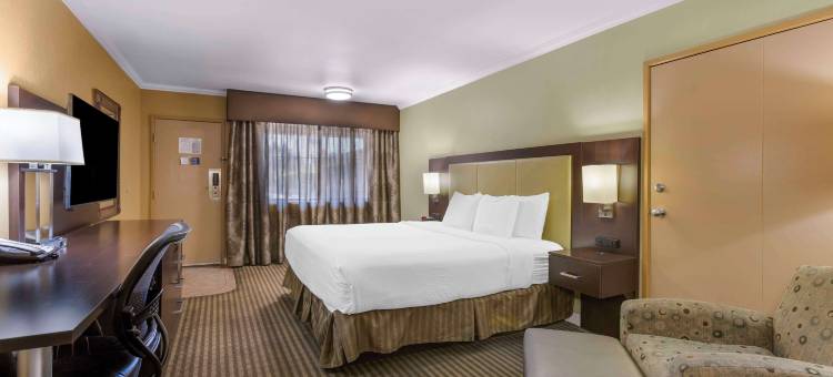 Royal Sun Inn & Suites图片