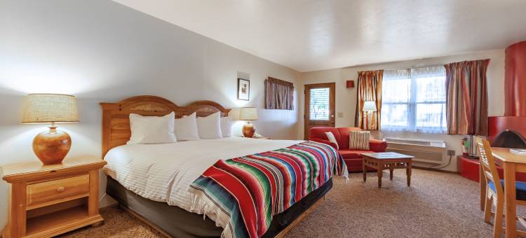 普埃布罗旅舍(El Pueblo Lodge)图片