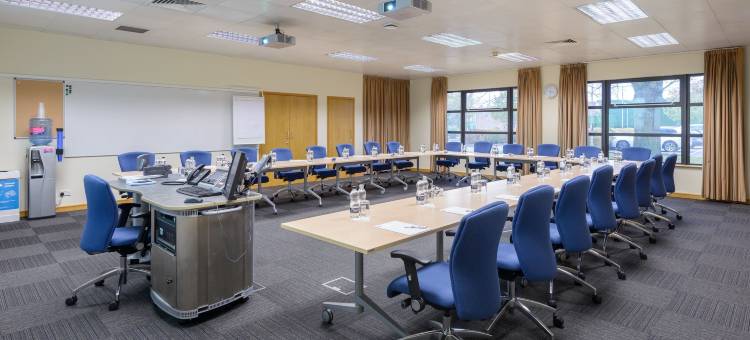 克兰菲尔德管理发展中心酒店(Cranfield Management Development Centre)图片