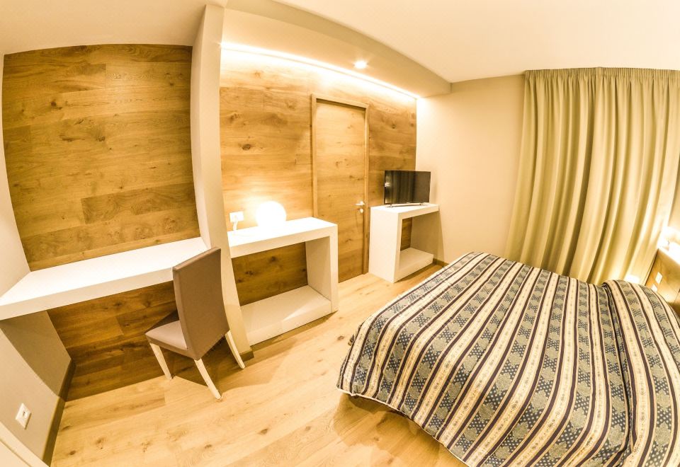 Grand Hotel Europa Rivisondoli Centro Hotel Overview