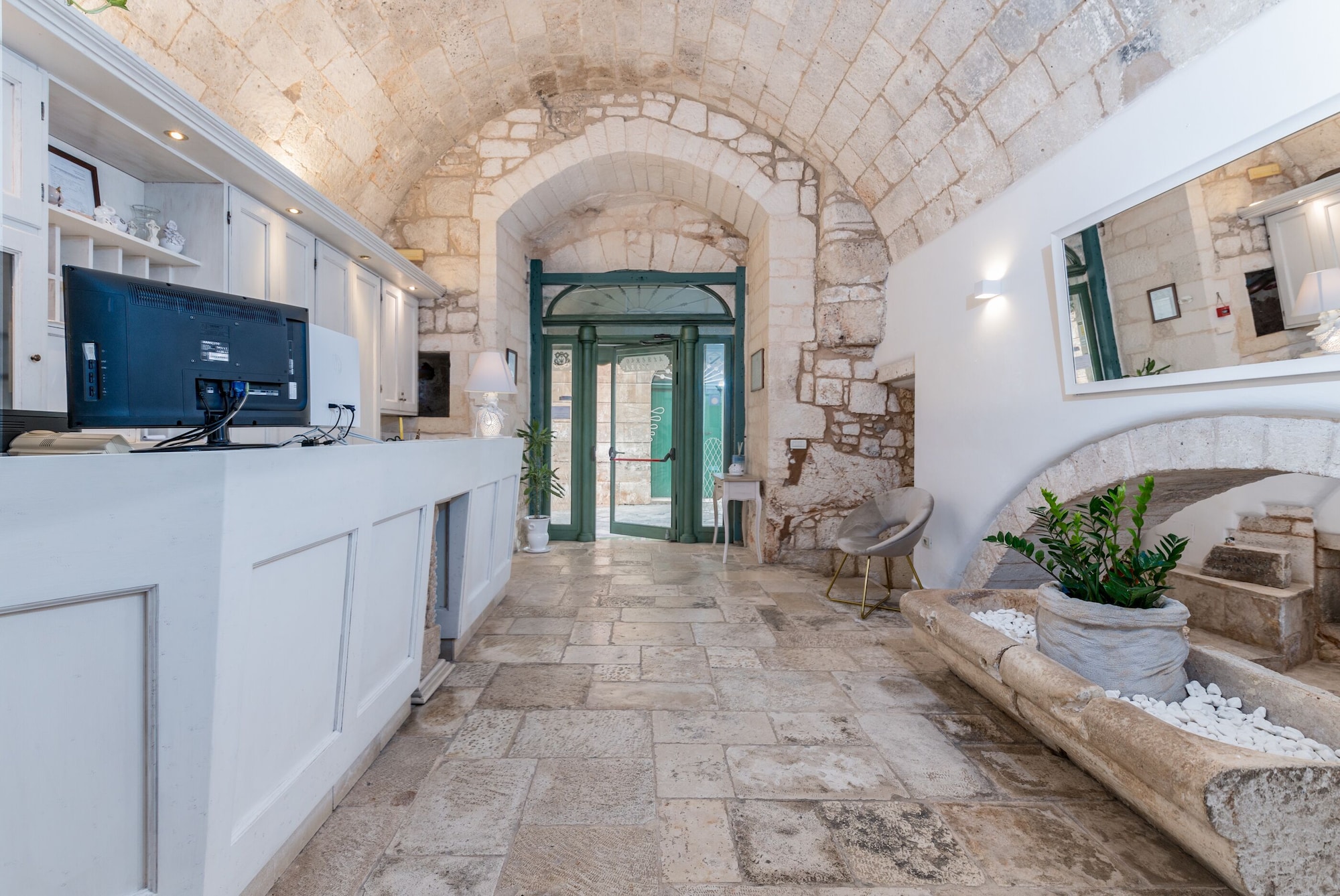 Hotel la Terra Over view