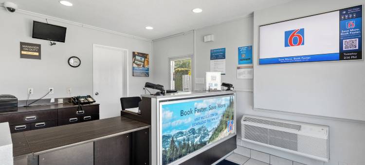 圣迭戈北6号汽车旅馆(Motel 6 San Diego, CA - North)图片