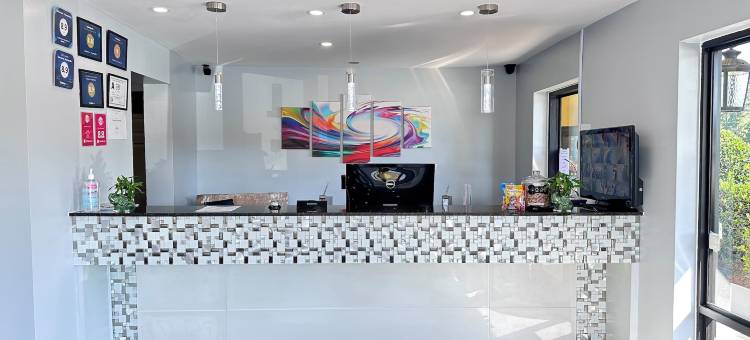 费耶特维尔华丽酒店(Deluxe Inn - Fayetteville I-95)图片