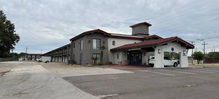德克萨斯博蒙特 6 号汽车旅馆(Motel 6 Beaumont, TX)图片