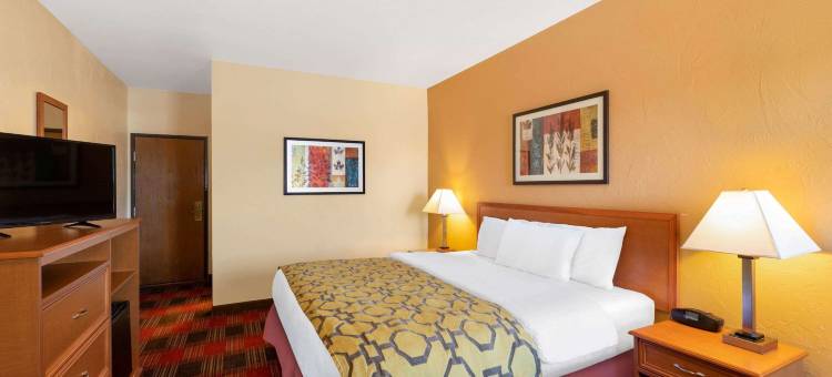 斯皮尔菲什呗盟套房酒店(Baymont by Wyndham Spearfish)图片