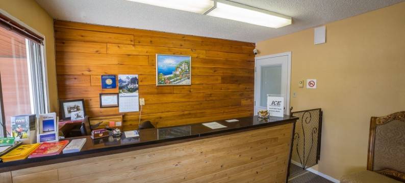 100英里之家维斯特伍德汽车旅馆(Westwood Motel 100 Mile House)图片