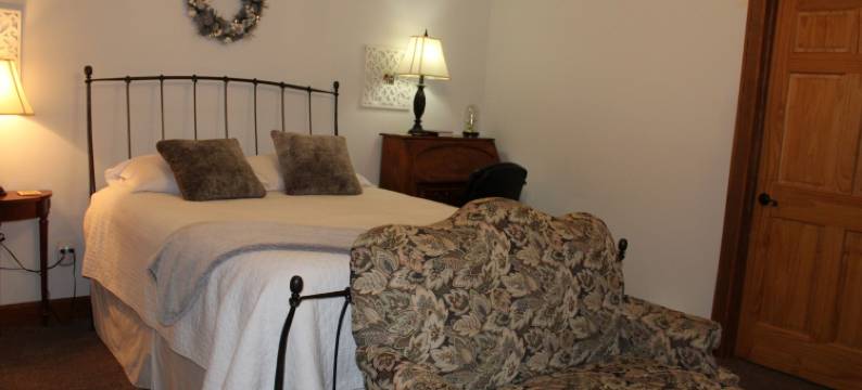 玛丽亚克里克赛德住宿加早餐旅馆(Maria's Creekside B&B)图片