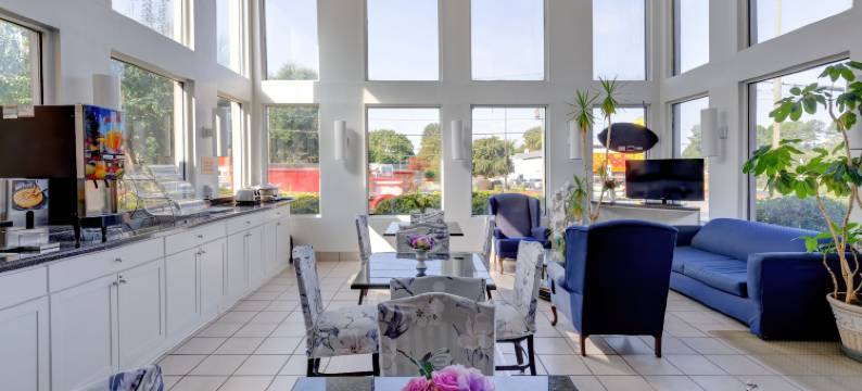 大陆酒店--夏洛特(Continental Inn - Charlotte)图片