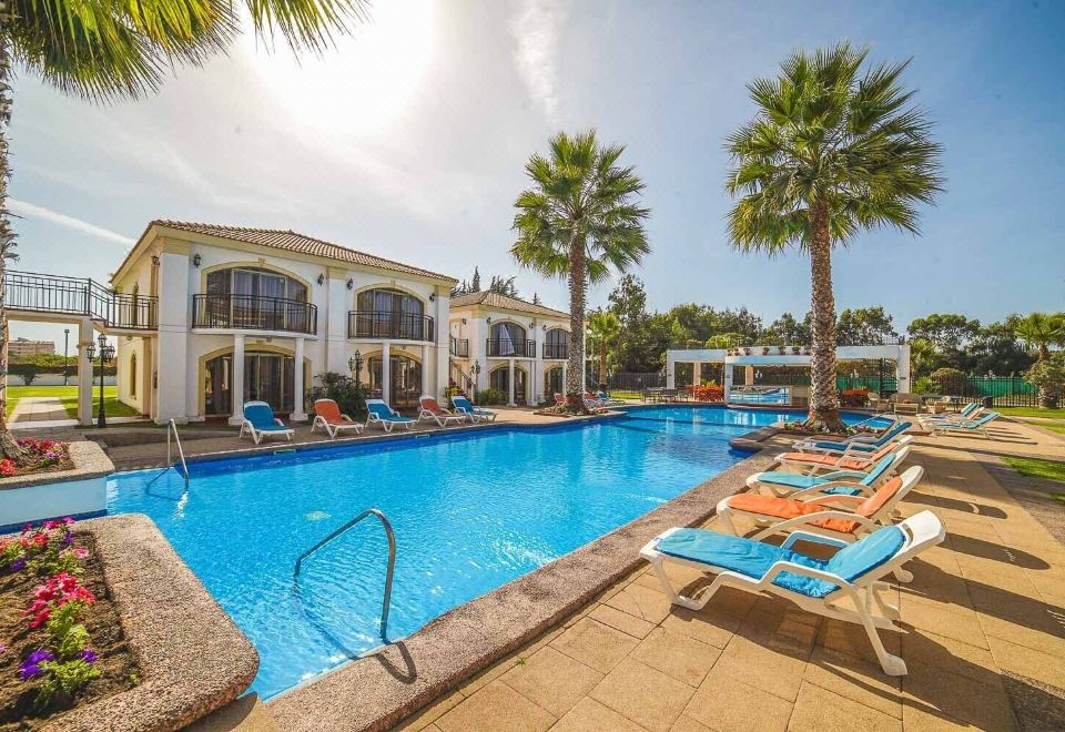 Aparthotel Serena DreamOver view