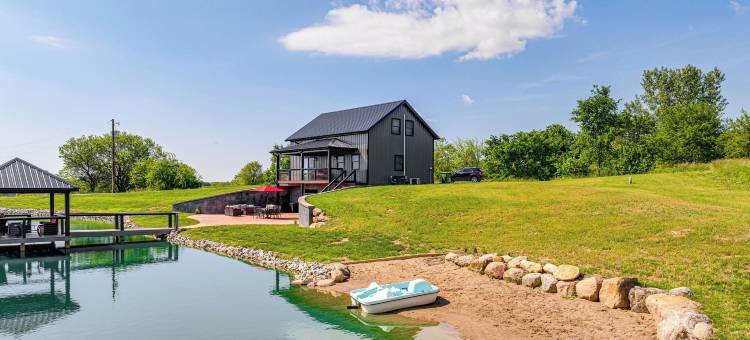 精美的哈格斯敦家与甲板和凉亭！(Exquisite Hagerstown Home with Deck & Gazebo!)图片