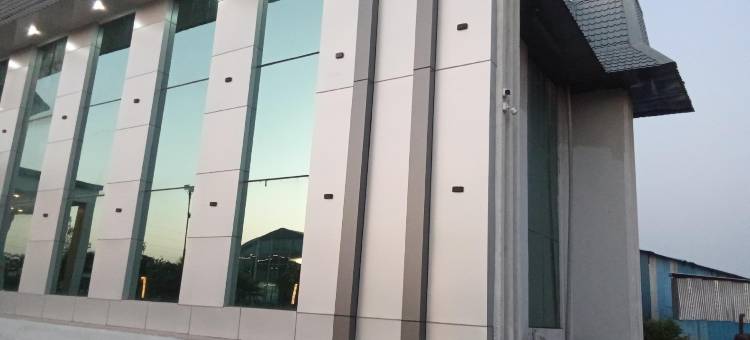 蒂沃利皇宫酒店(Tivoli Royal Palace)图片