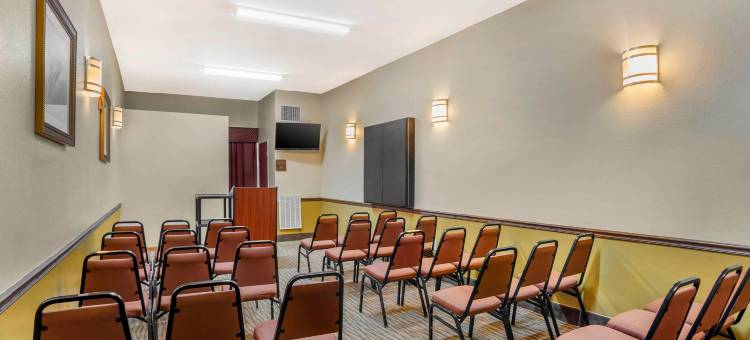 蒙哥马利东蒙蒂塞洛舒适套房酒店(Comfort Suites Montgomery East Monticello Dr)图片