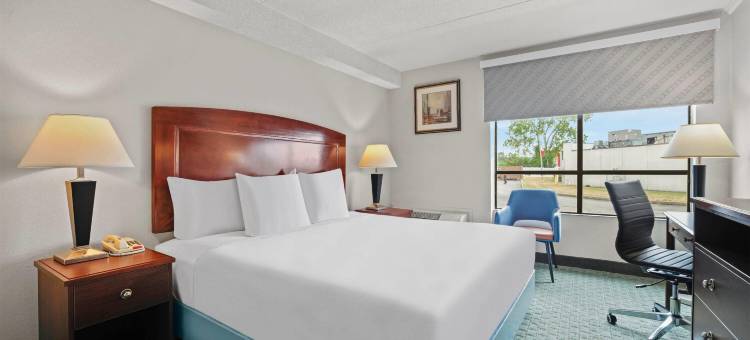 尤蒂卡戴斯酒店(Days Inn by Wyndham Utica)图片