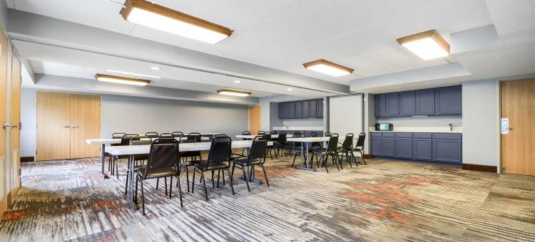 沃索温德姆美吟温德姆酒店(AmericInn by Wyndham Wausau)图片