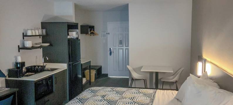 德克萨斯州圣安吉洛 6 号开放式公寓(Studio 6 San Angelo, TX)图片