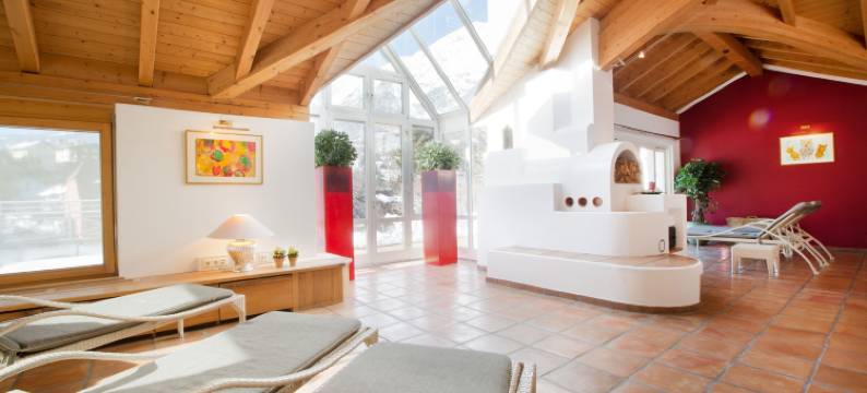 斯科洛芬斯坦酒店(Hotel Schrofenstein)图片