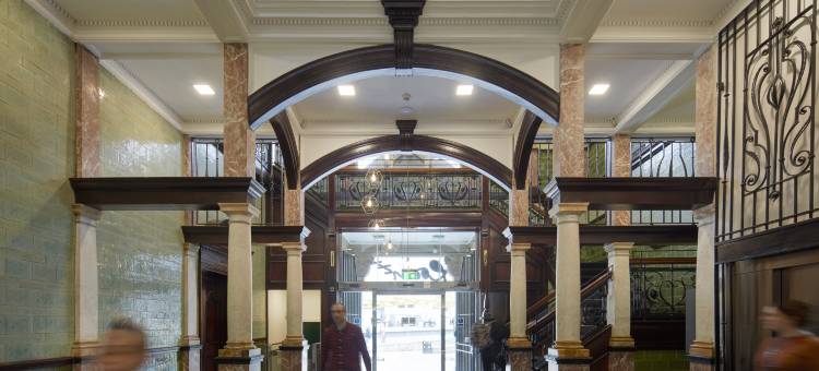 曼彻斯特罗姆兹谷物交易所酒店(Roomzzz Manchester Victoria)图片