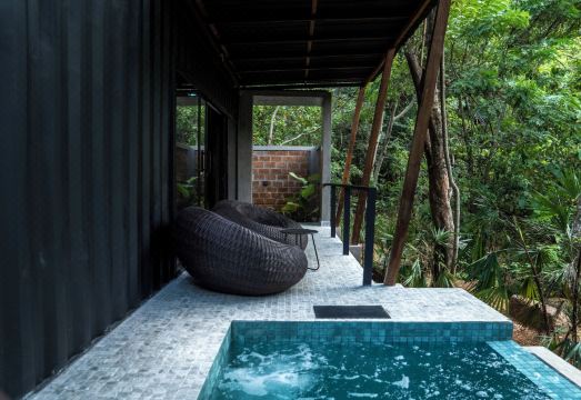 Area 4 Eco Cubes Hotel Overview