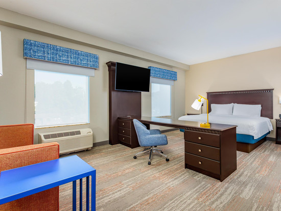 帕克斯堡市中心欢朋套房酒店