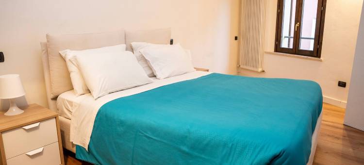 Charming Central Apartment in Historic Cesena, Italy图片