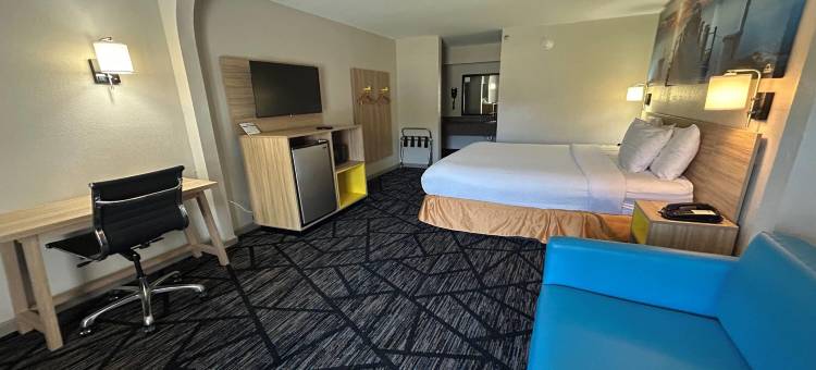 斯托克布里奇南亚特兰大戴斯套房酒店(Days Inn & Suites by Wyndham Stockbridge South Atlanta)图片