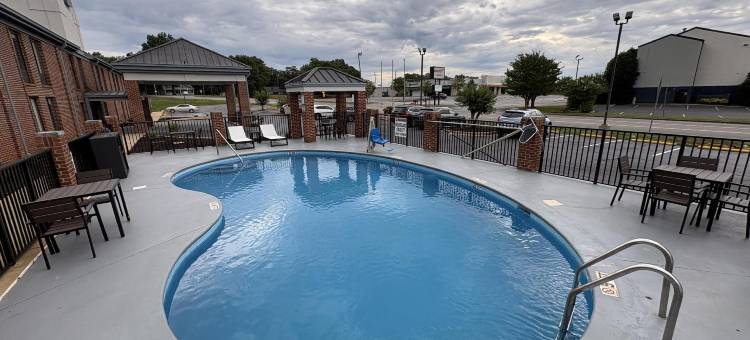 贝斯特韦斯特斯巴坦堡I-26(Best Western Spartanburg I-26)图片