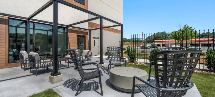 美茵斯坦套房酒店哈里斯堡机场 - 赫尔希南(MainStay Suites Harrisburg Airport - Hershey South)图片