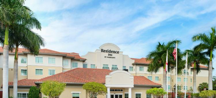 迈尔斯堡I-75和海湾海岸购物中心居家酒店(Residence Inn Fort Myers at I-75 and Gulf Coast Town Center)图片