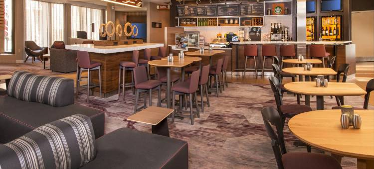 尚迪利杜勒斯机场万怡酒店(Courtyard Dulles Airport Chantilly)图片